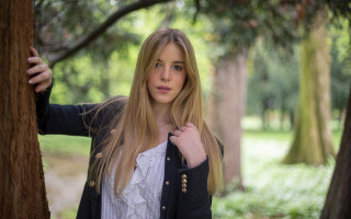 Woman forest tree blonde portrait - her shoulder free wallpaper for desktop