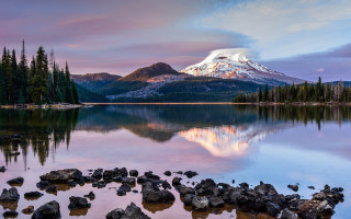 Mountain lake forest rocks cityscape - a few rock free wallpaper