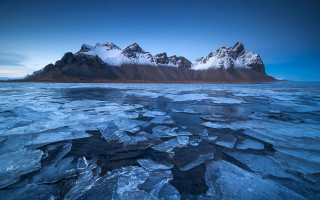 Mountain ice floe snow water - ice flo free wallpaper