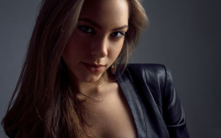 Serious woman long hair black - anna maria barbara abesch free wallpaper