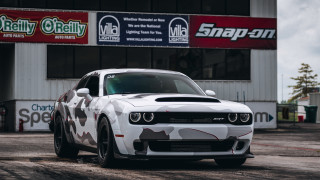 White camo car shop sign - sign free wallpaper