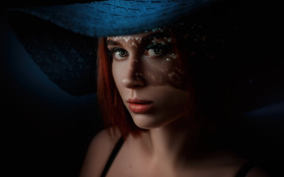 Woman hat blue dress portrait - her body free wallpaper