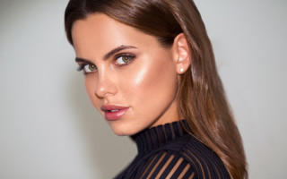 Annabel eyres black top long - full round face free wallpaper