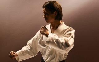 Karate woman black belt white - a black belt free wallpaper