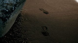 Beach walking rock surfboard footprints - footprint free wallpaper