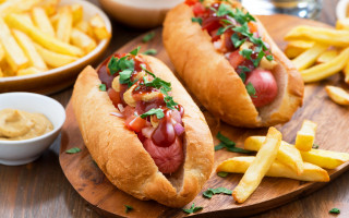 Hot dogs french fries food - sauce free wallpaper