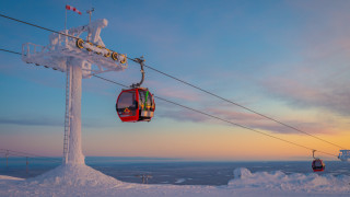 Ski lift snow ocean sunset - akseli gallenkallela free wallpaper