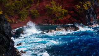 Rocky cliff water trees red - a rocky cliff free wallpaper