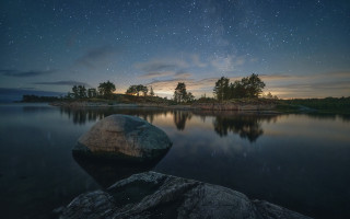 Lake rock starry night sky - star above free wallpaper