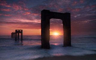 Sunset ocean pier abstract sculpture - an abstract sculpture free wallpaper for desktop