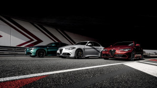 Night vehicles puzzle renaissance stripe - two car free wallpaper