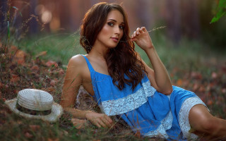 Woman grass hat fashion anna - her head and a hat free wallpaper