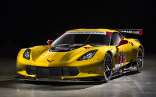 Yellow sports car red stripe - the front of it free wallpaper