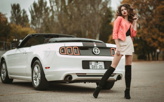 Woman skirt boots mustang fashion - a pink top free wallpaper