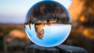Glass mountain reflection lake wooden - a wooden post free wallpaper
