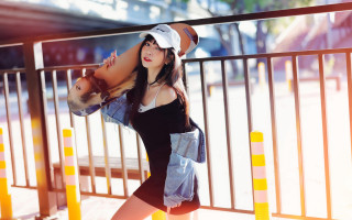 Woman hat dress bridge fence - sakimi chan free wallpaper for desktop