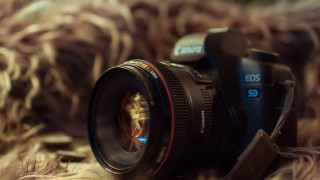 Camera lens furry surface macro - a len free wallpaper for desktop