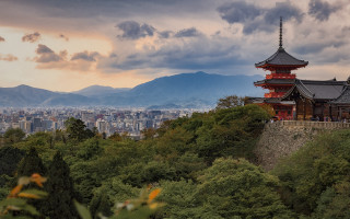 Pagoda hill city clouds mountains - japan eishōsai chōki free wallpaper