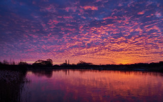 Sunset lake purple sky clouds - colorful cloud free wallpaper