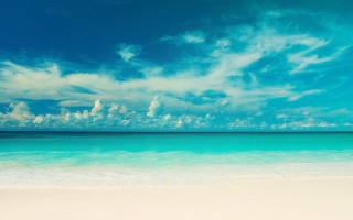 Beach blue sky white sand 5 - ocean free wallpaper for desktop