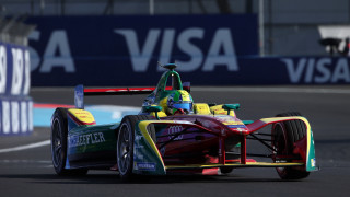 Racecar driver visa promotional image - a man driving free wallpaper