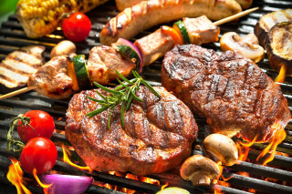 Grill steaks cooking barbecue outdoor - a grill free wallpaper