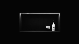 Wine bottle cup dark room - a light free wallpaper for desktop