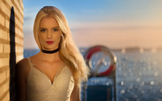 Blonde woman white dress choker - emma geary free wallpaper