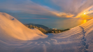 Snow mountain sunset trail city - bela čikoš sesija free wallpaper
