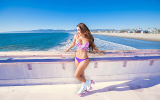 Woman bikini ocean beach boat - fauvism free wallpaper