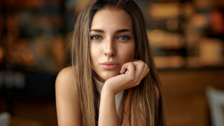 Woman long hair blue eyes 45 - free portrait wallpaper for desktop