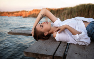 Woman dock water brown hair - a dock next free wallpaper for desktop