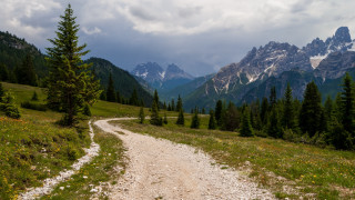 Mountain dirt road sky lake - a trail free wallpaper