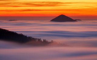 Mountain clouds sunset fog reflection - low free wallpaper for desktop