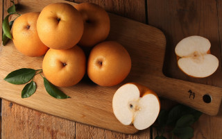 Cutting board apples oranges leaves - cutting free wallpaper