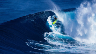 Surfing man wave ocean yellow - sense of depth free wallpaper