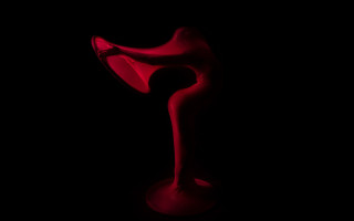 Red sculpture dark allen jones - studio light free wallpaper