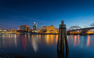 City skyline night bridge river 42 - a bridge in the middle free wallpaper