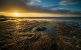 Rock sand beach sunset clouds - the cloud above free wallpaper for desktop