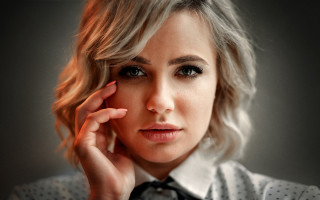 Blonde woman portrait elina karimova - her cheek free wallpaper