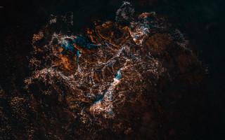 Dark water yellow blue lines - octane renderer free wallpaper for desktop