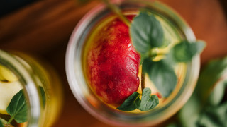 Glass apple leaves vanitas stilllife - vanita free wallpaper