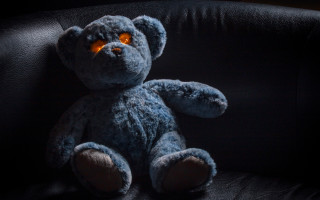 Blue teddy bear glowing eyeball - its eye free wallpaper