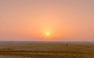 Beach kite sunset group ocean - hdri free wallpaper