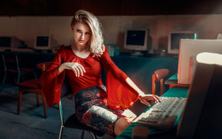 Woman red shirt computer desk - elsa bleda free wallpaper