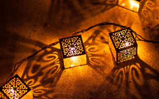 Glowing lights shadow square arts - a table together free wallpaper
