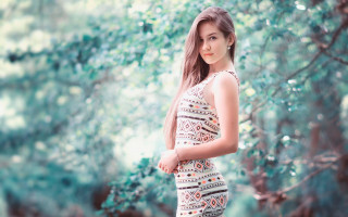 Woman dress tree crossed head - a woman in a dress free wallpaper for desktop