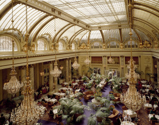 Neoclassical dining room chandeliers baroque - center area free wallpaper