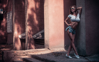 Woman white shirt blue shorts 3 - blue shorts free wallpaper