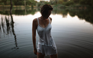 Woman water blurry dress rain - drew tucker free wallpaper for desktop